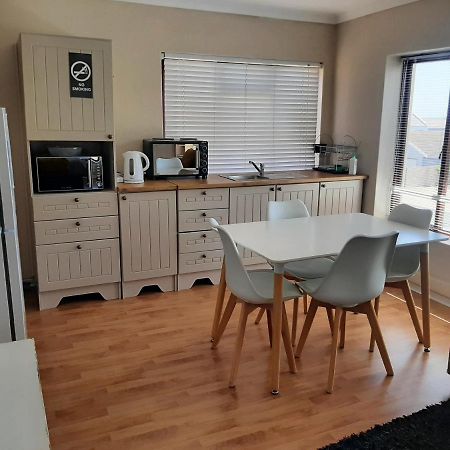 Croeso Guest House Langebaan Luaran gambar
