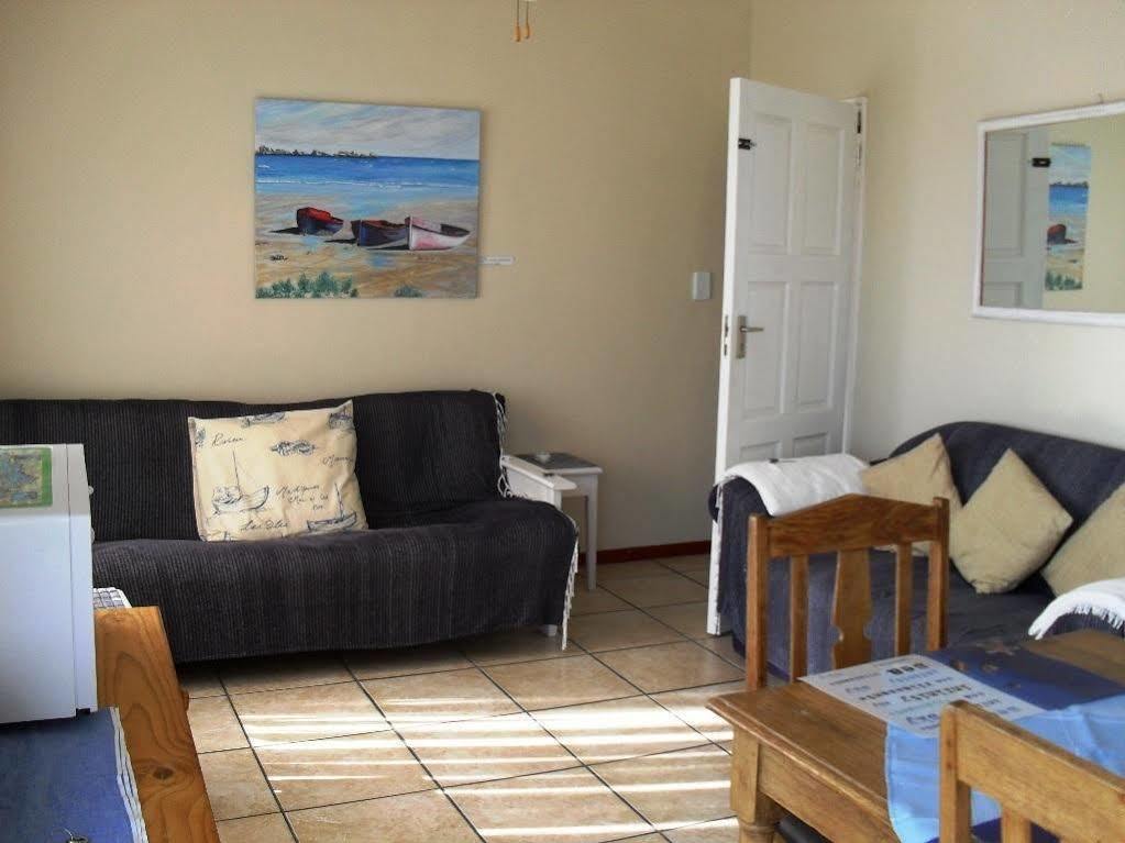 Croeso Guest House Langebaan Luaran gambar