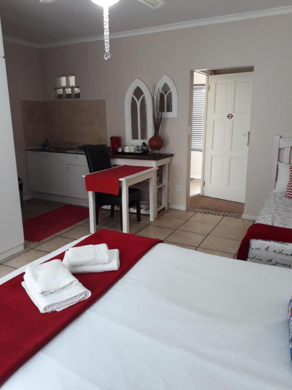 Croeso Guest House Langebaan Luaran gambar